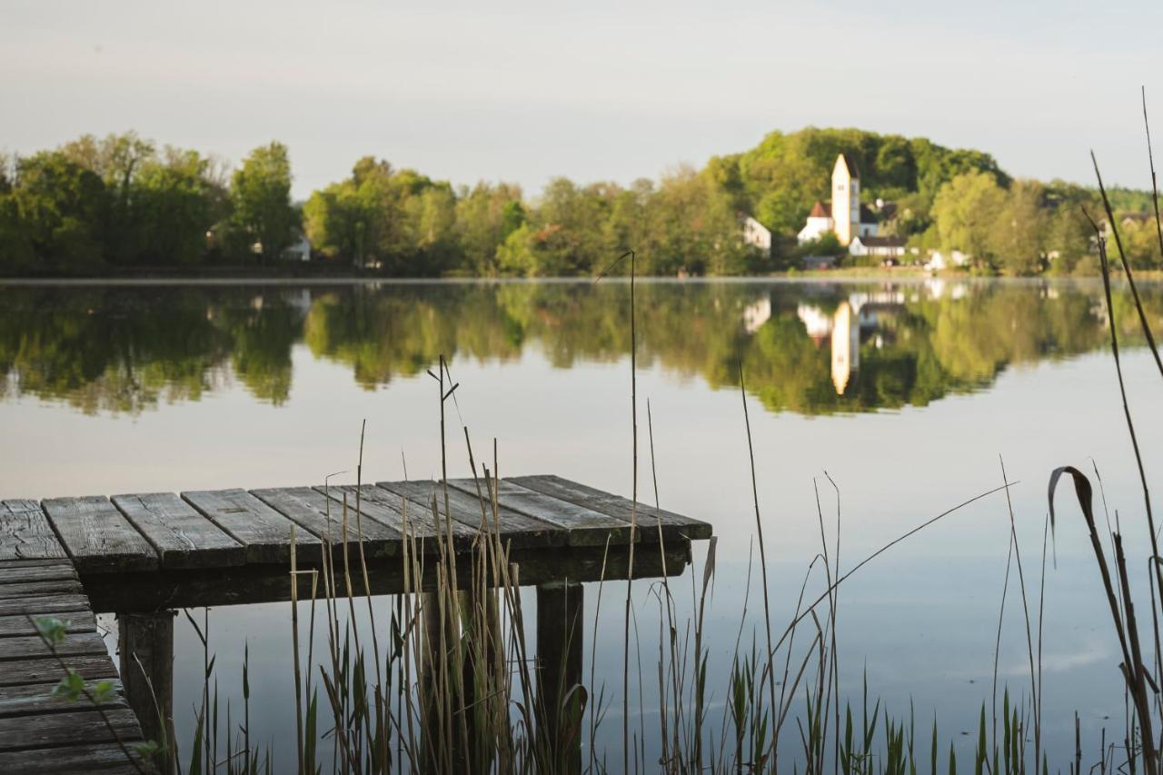 Sopherl Am See - Fruehstueck Auf Der Seeterrasse, Sehr Ruhig Und Wunderschoen Am See, 3 Minuten Nach Oberpfaffenhofen, Viele Radtouren, Restaurants & Cafes In Der Umgebung Веслинг Экстерьер фото